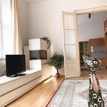 Pension Huber - Apartement Wien 9 Экстерьер фото
