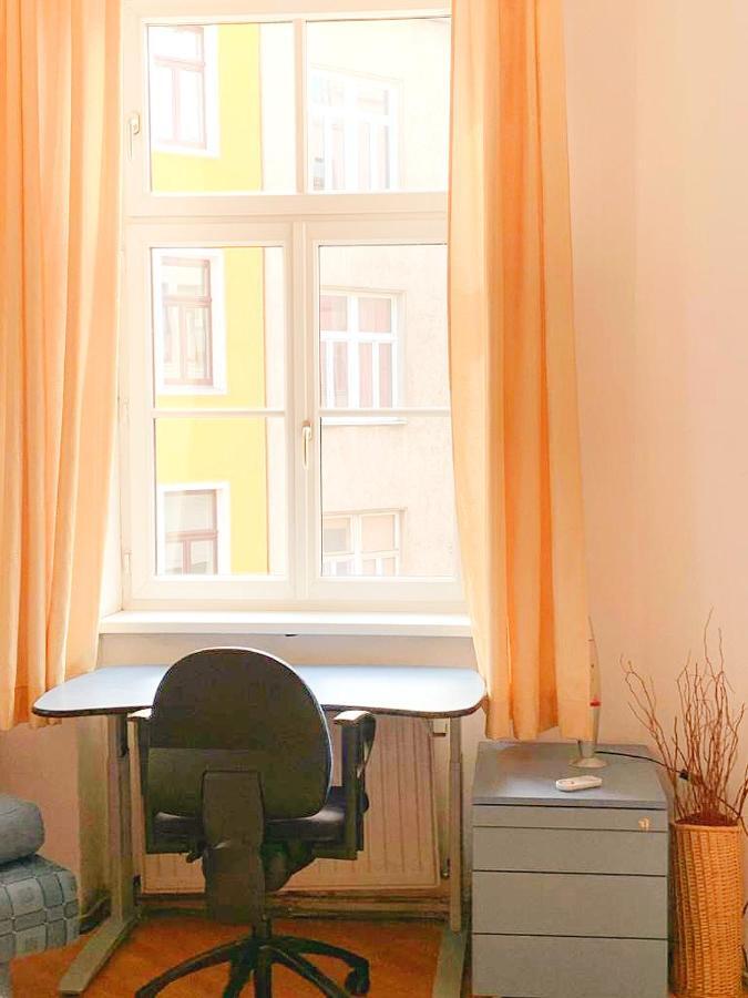 Pension Huber - Apartement Wien 9 Экстерьер фото
